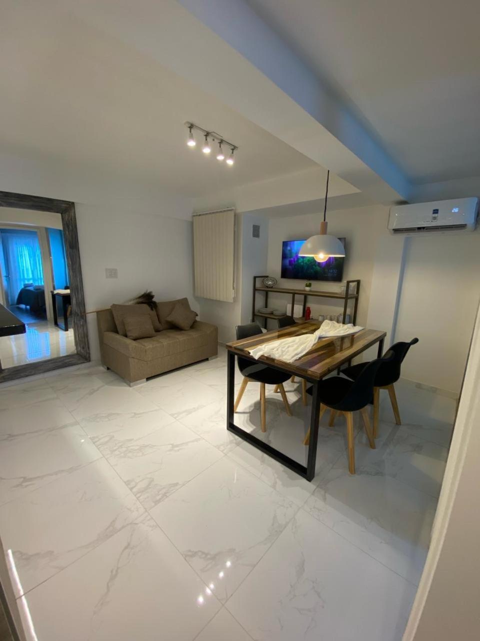 Departamento Centrico Con Cochera - Cordoba Argentina- Exterior foto